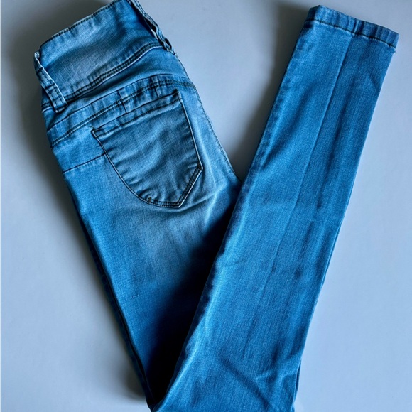 SWS Havana Better Booty/Low Rise Skinny Jeans - Picture 2 of 4